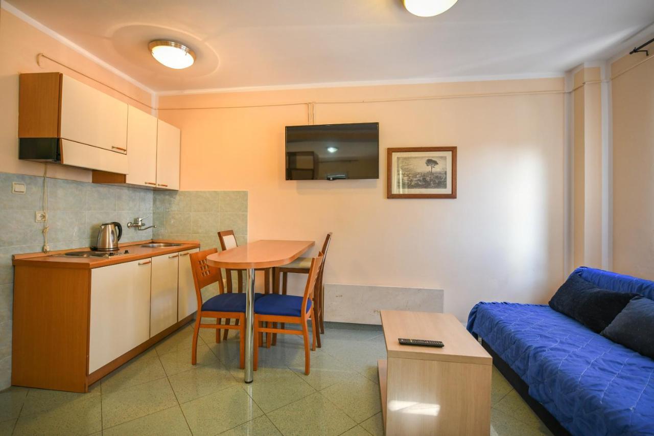 Jolly Apartments Budva Exterior photo